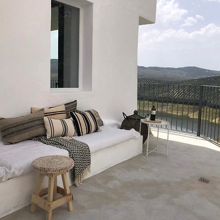 فيلا Casa Trece Iznájar المظهر الخارجي الصورة